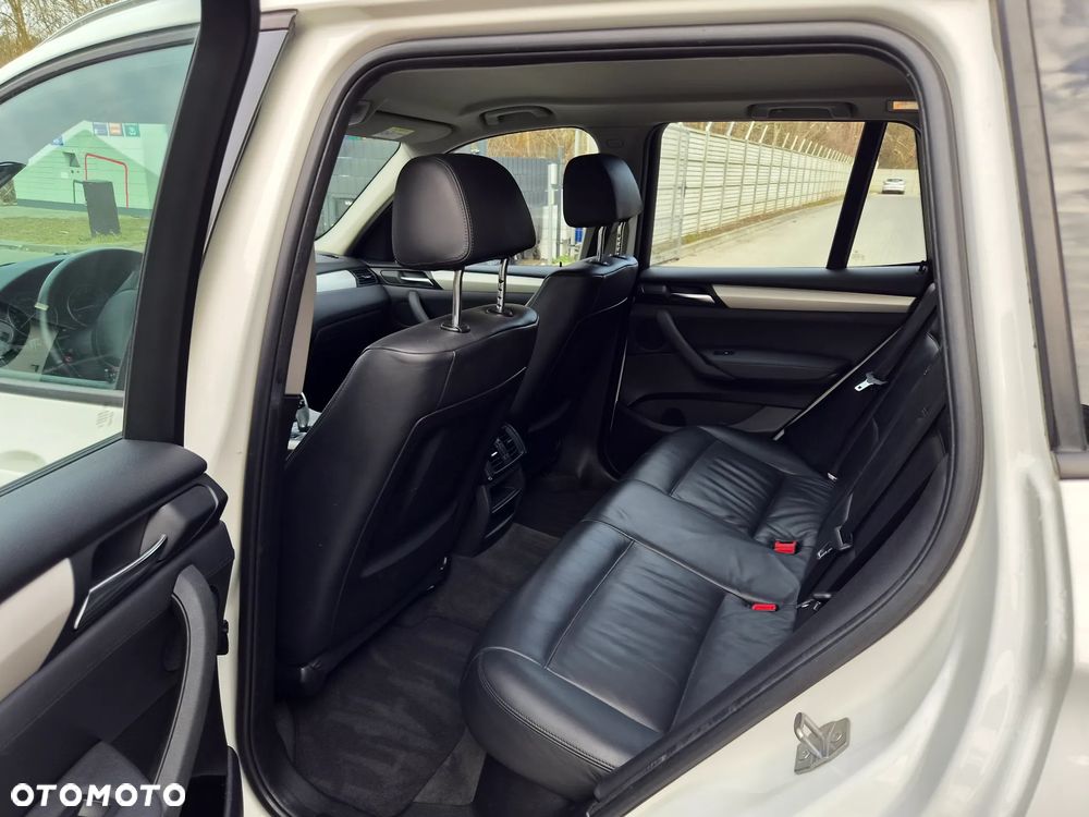 BMW X3 xDrive20i - 12