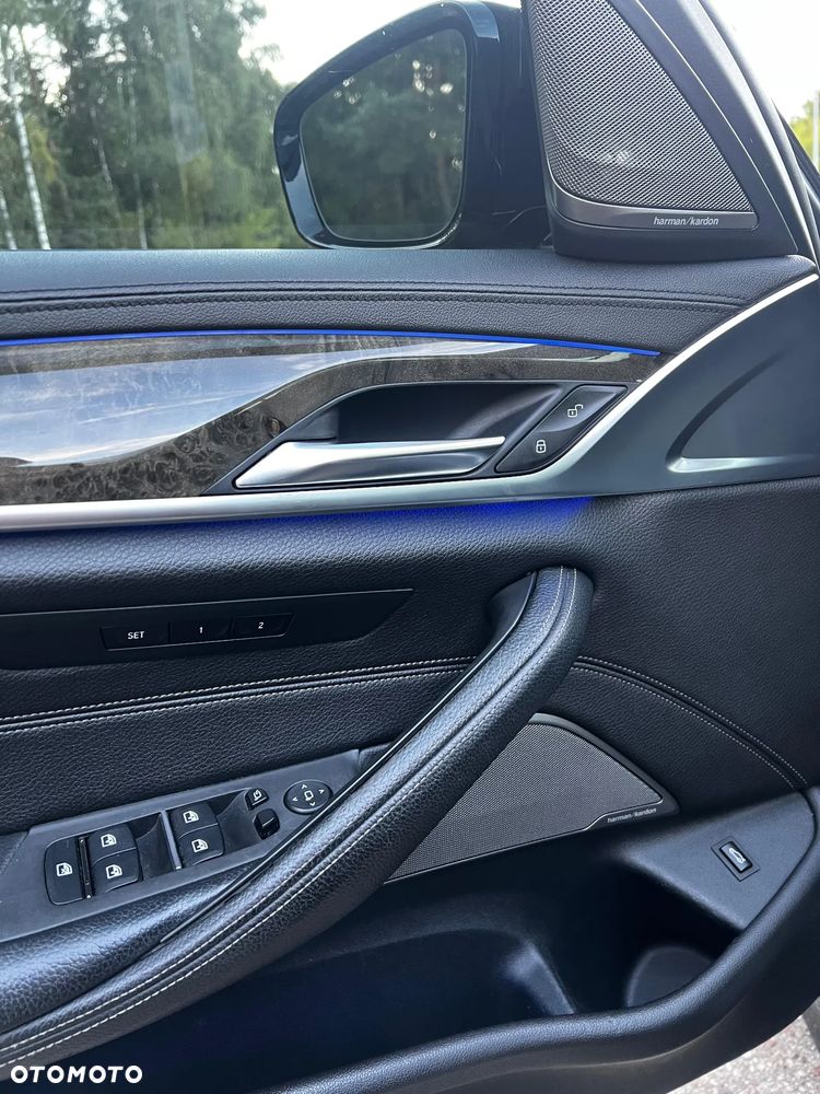 BMW Seria 5 530i M Sport sport - 16