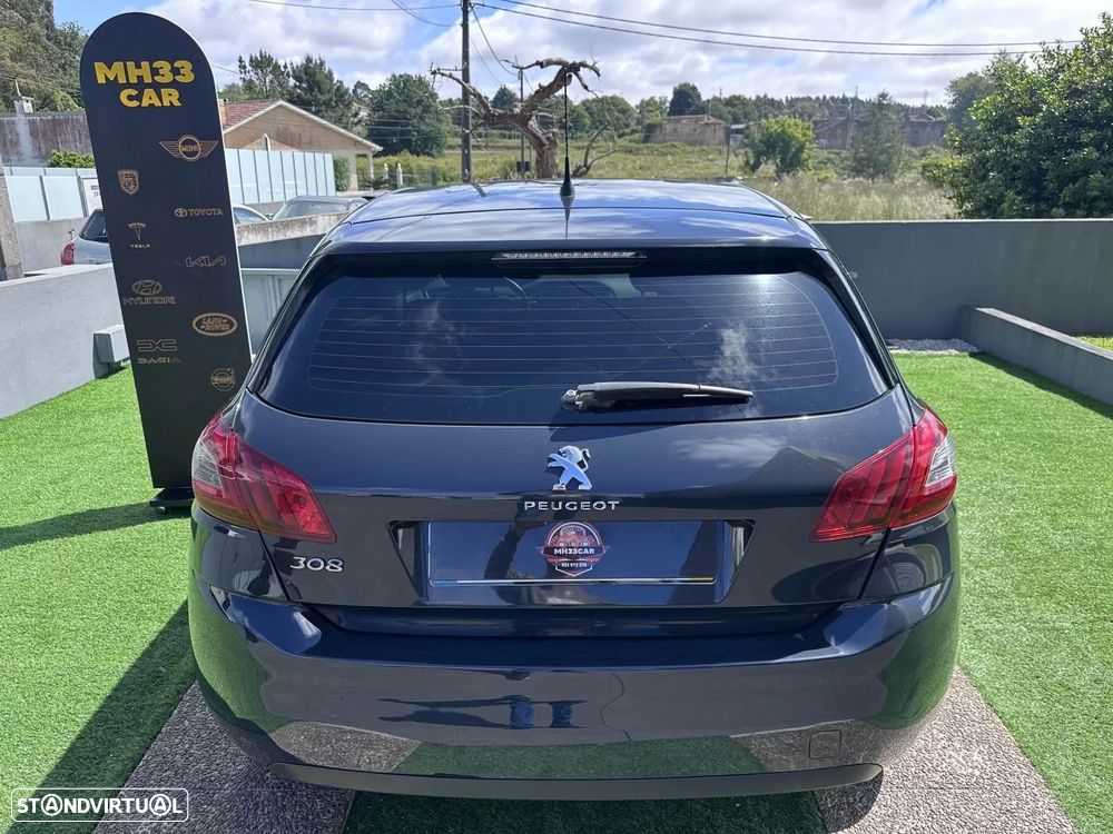 Peugeot 308 - 13