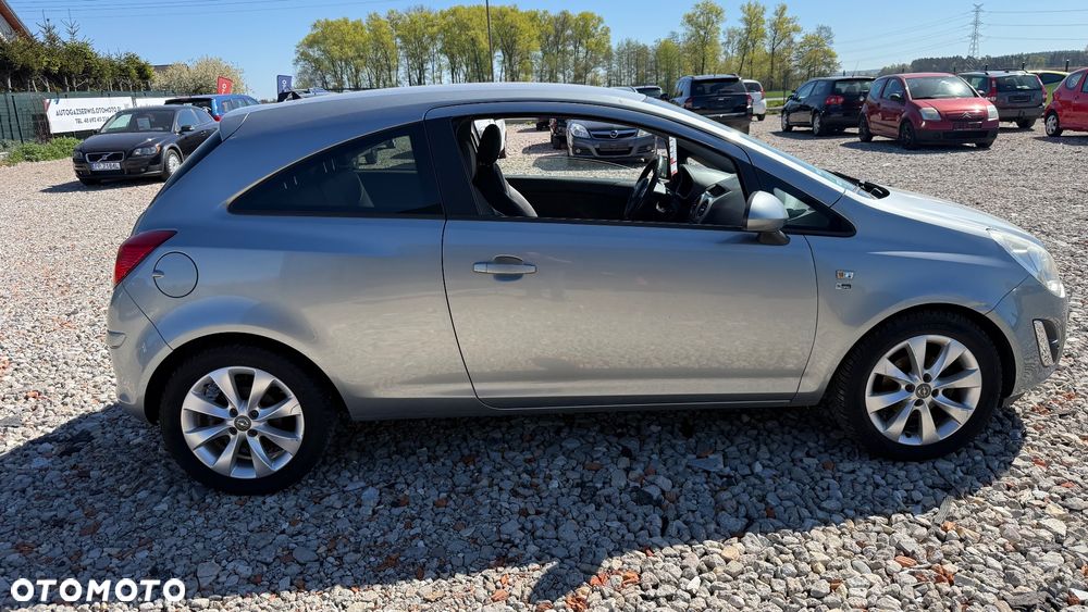Opel Corsa 1.4 16V 150 Jahre - 6