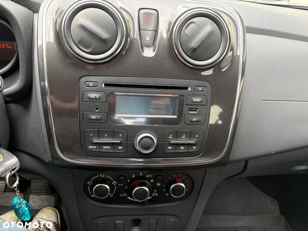 Dacia Sandero - 11
