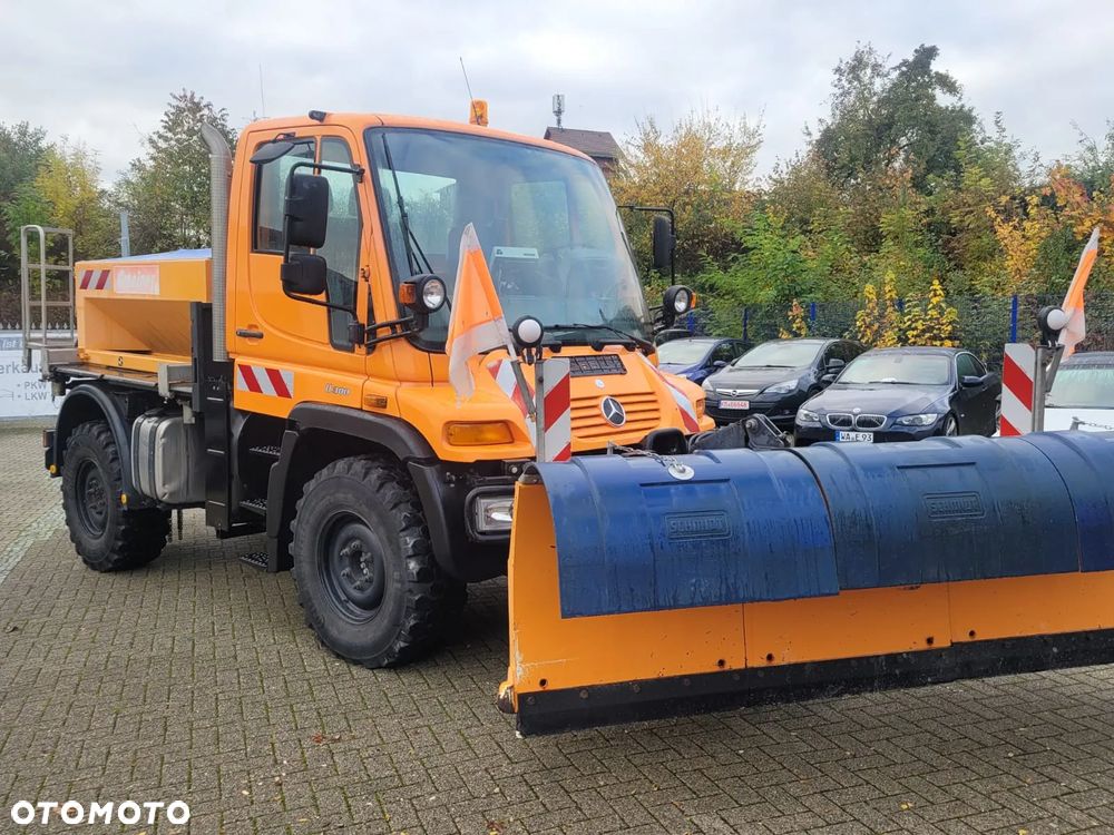Mercedes-Benz Unimog U300 Ciągnik - 1
