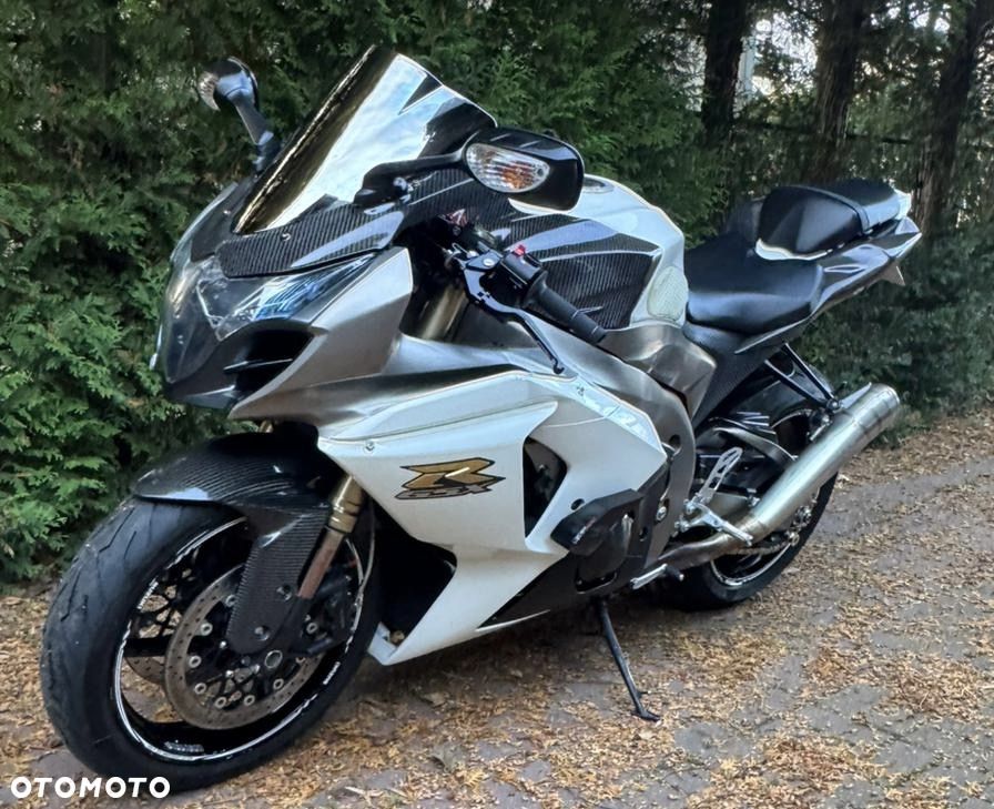 Suzuki GSX-R - 10