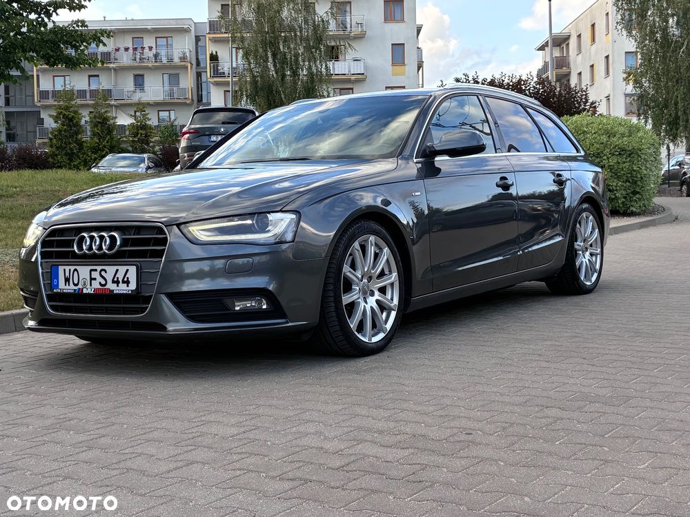 Audi A4 Avant 2.0 TDI DPF S line Sportpaket - 2
