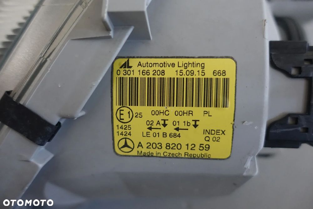 LAMPA PRAWY PRZÓD MERCEDES W203 LIFT - 3