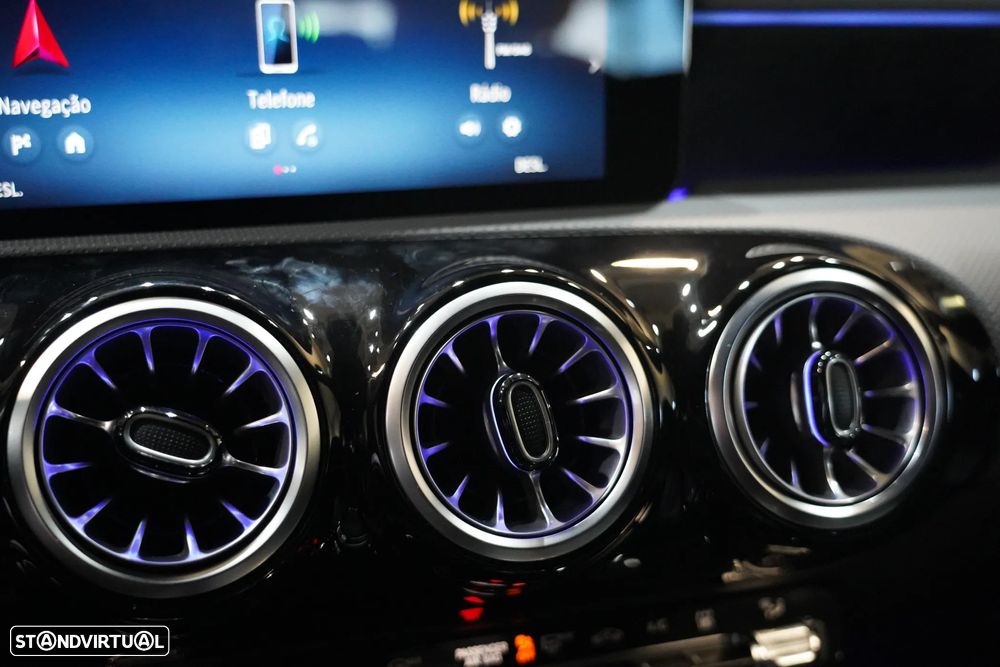 Mercedes-Benz A 250 e - 17