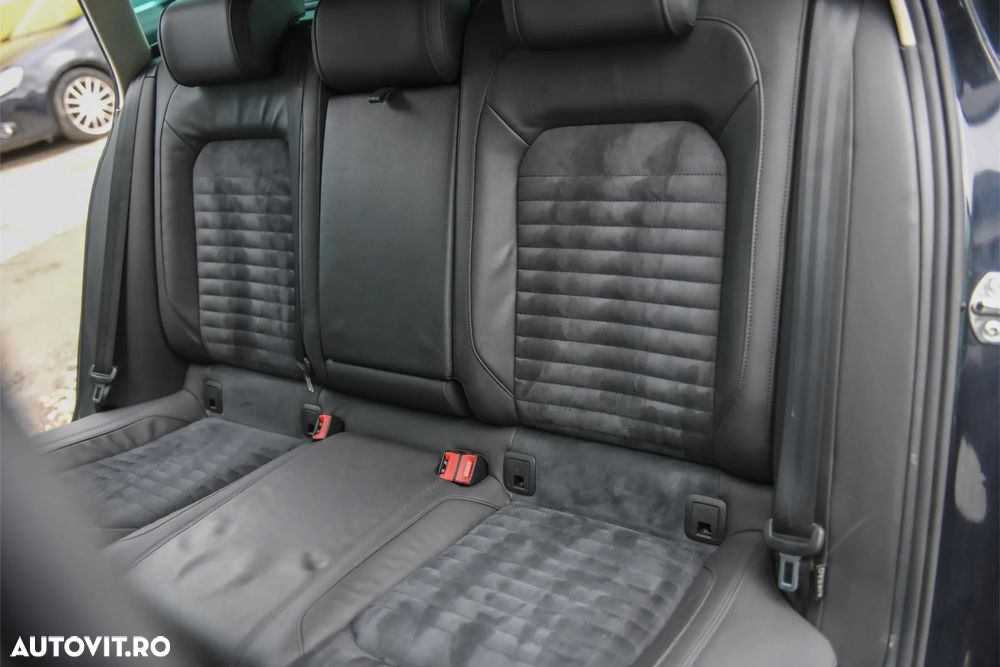 Volkswagen Passat - 20