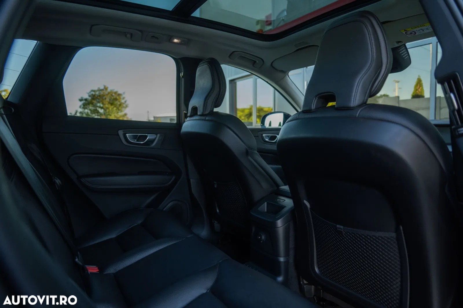 Volvo XC 60 T8 AWD Recharge Plus Dark - 17