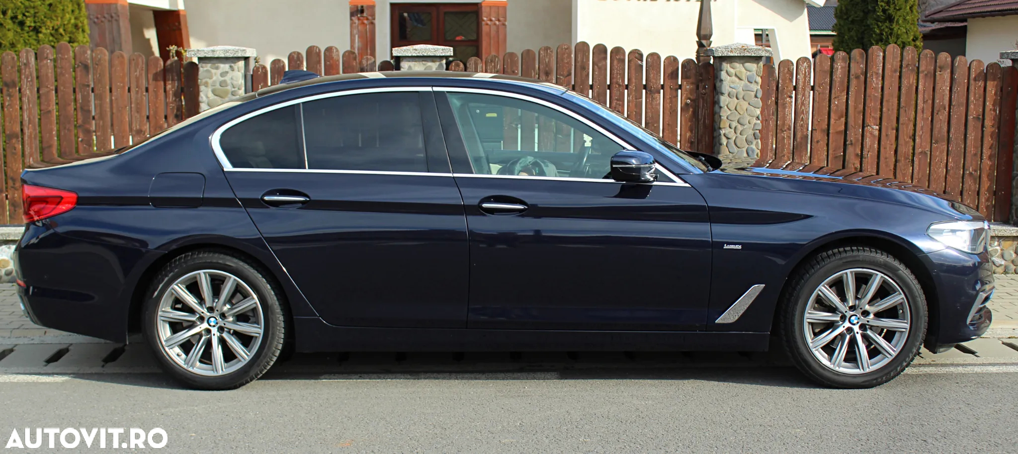 BMW Seria 5 520d xDrive Aut. Luxury Line - 11