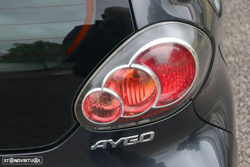 Toyota Aygo 1.0 Power Pack+AC+JLL - 24