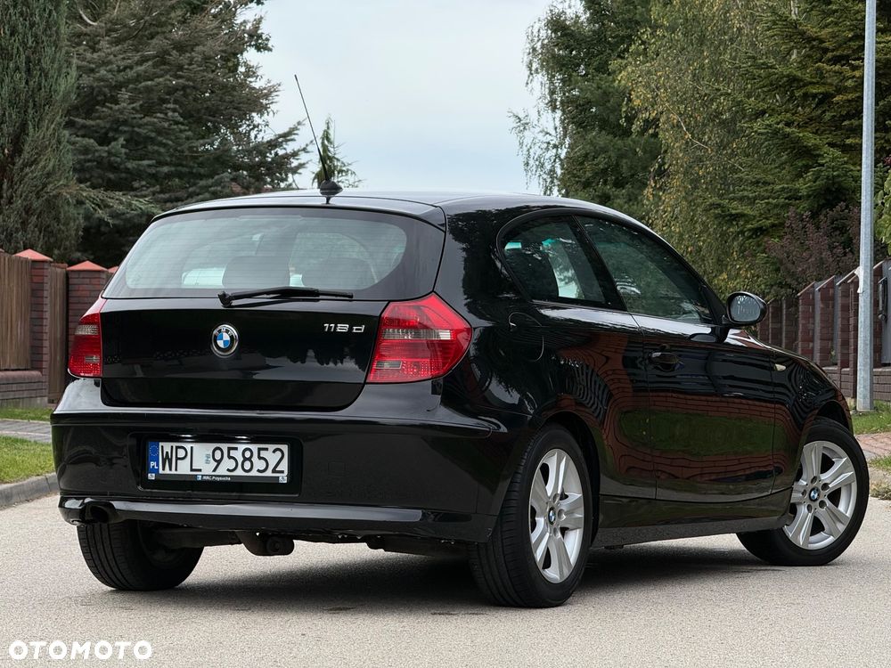 BMW Seria 1 118d - 2