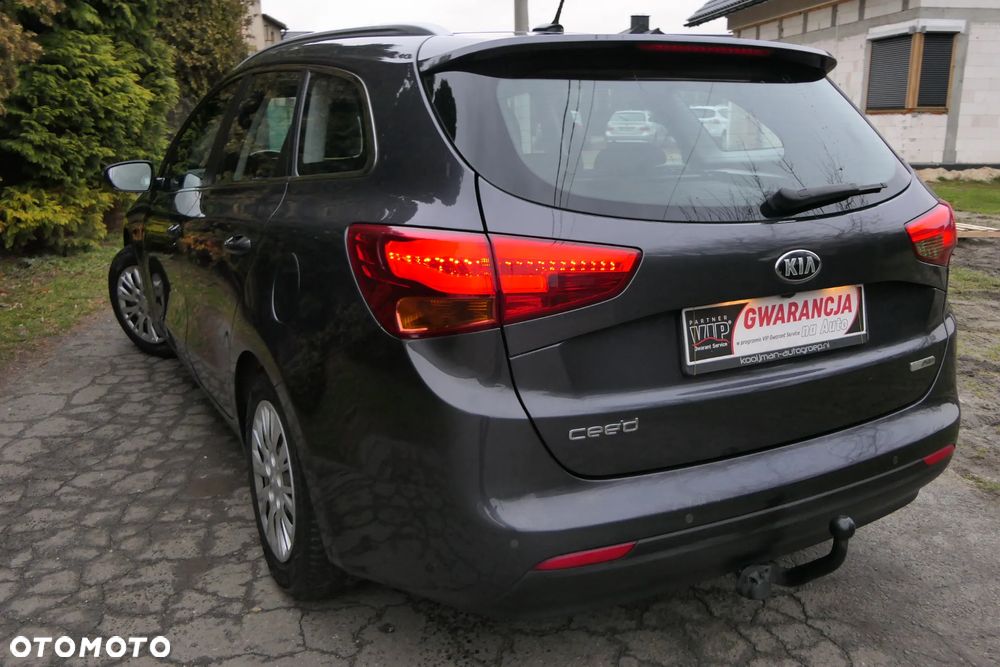 Kia Ceed 1.6 GDI Business Line - 10