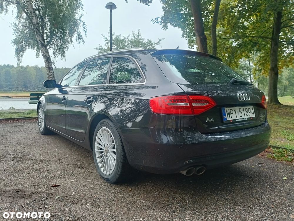 Audi A4 - 4