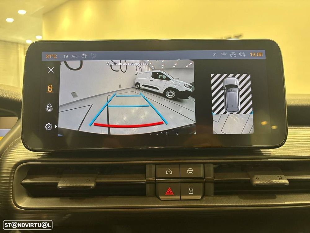 Jeep Avenger 1.2 GSE T3 Altitude - 17