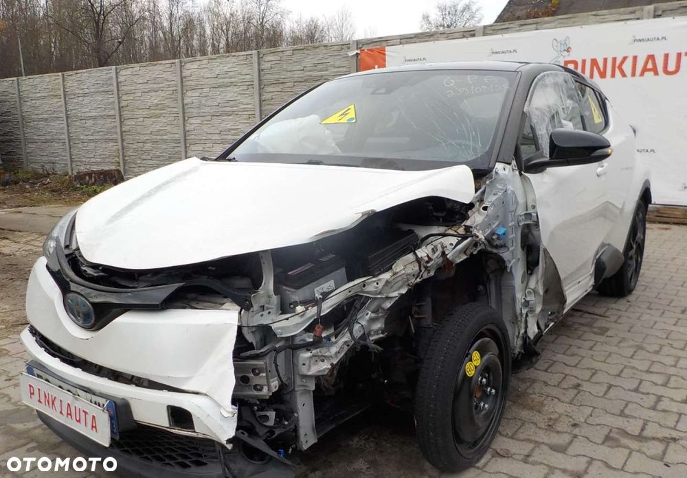 Toyota C-HR - 14