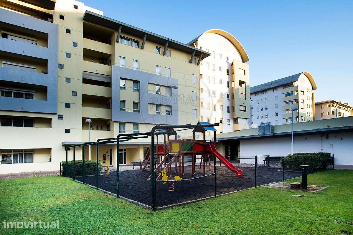 Apartamento T2 para arrendamento - Grande imagem: 2/31