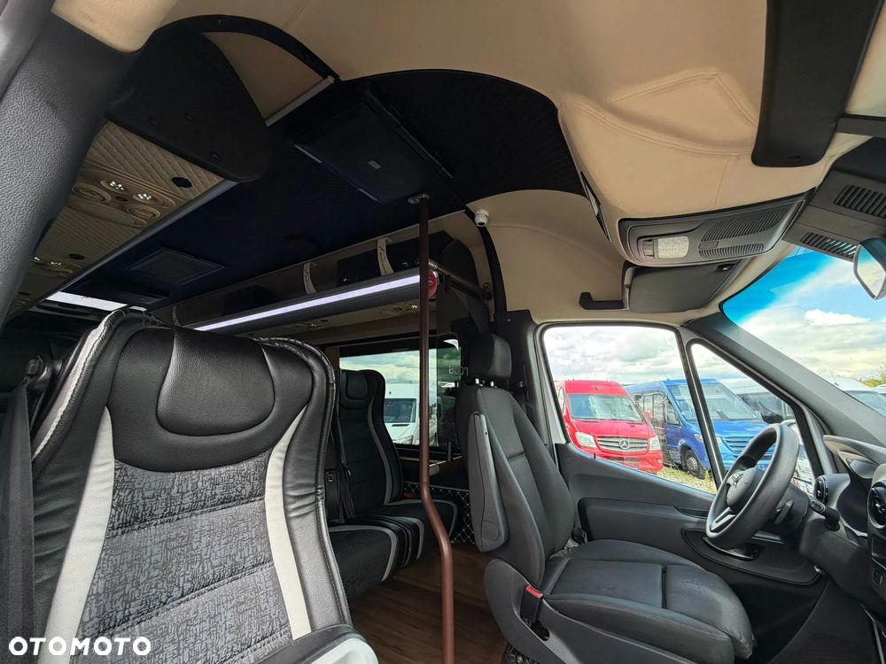 Mercedes-Benz Sprinter 519 - 13