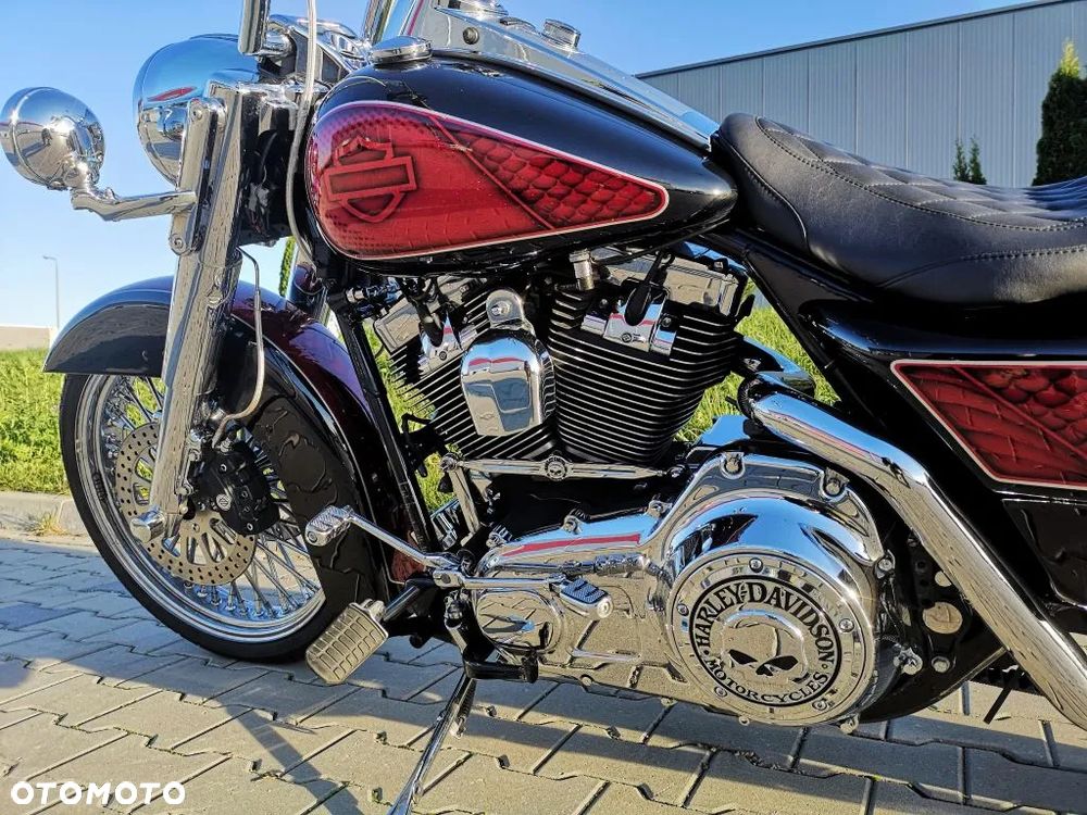 Harley-Davidson Touring Road King - 27