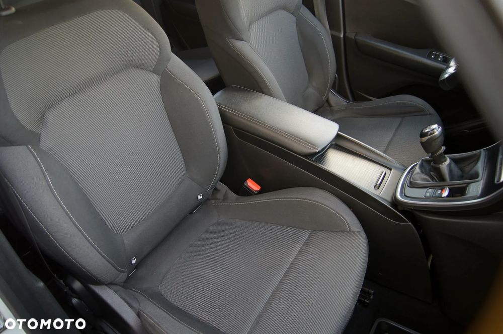 Renault Scenic 1.5 dCi Energy Life EU6 - 18
