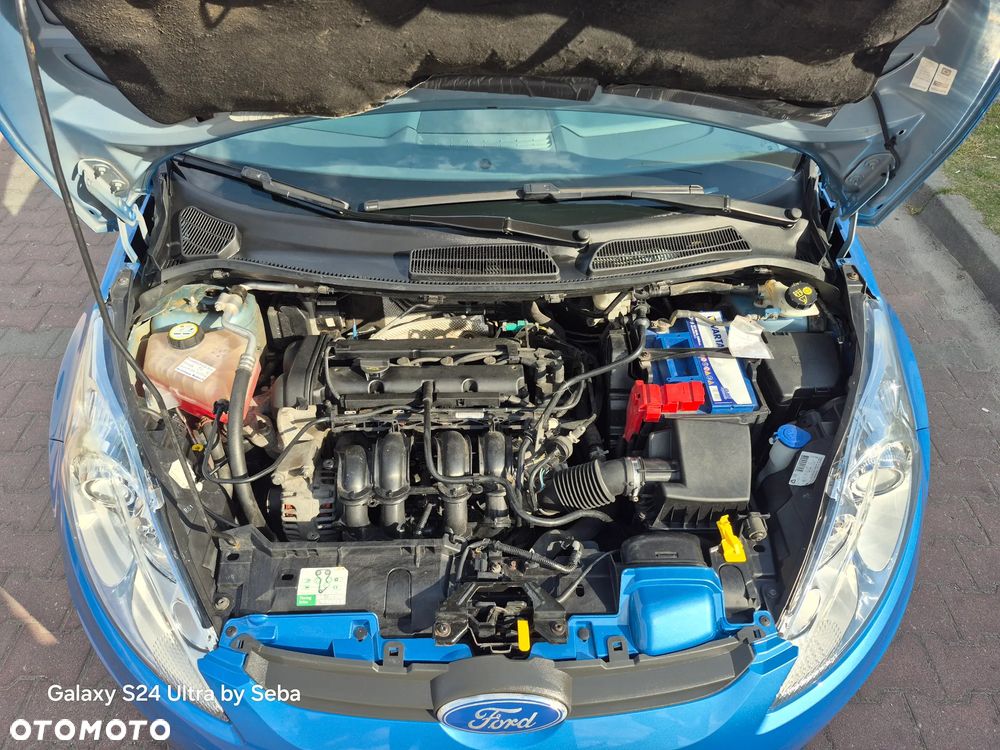 Ford Fiesta 1.4 Champions Edition - 13