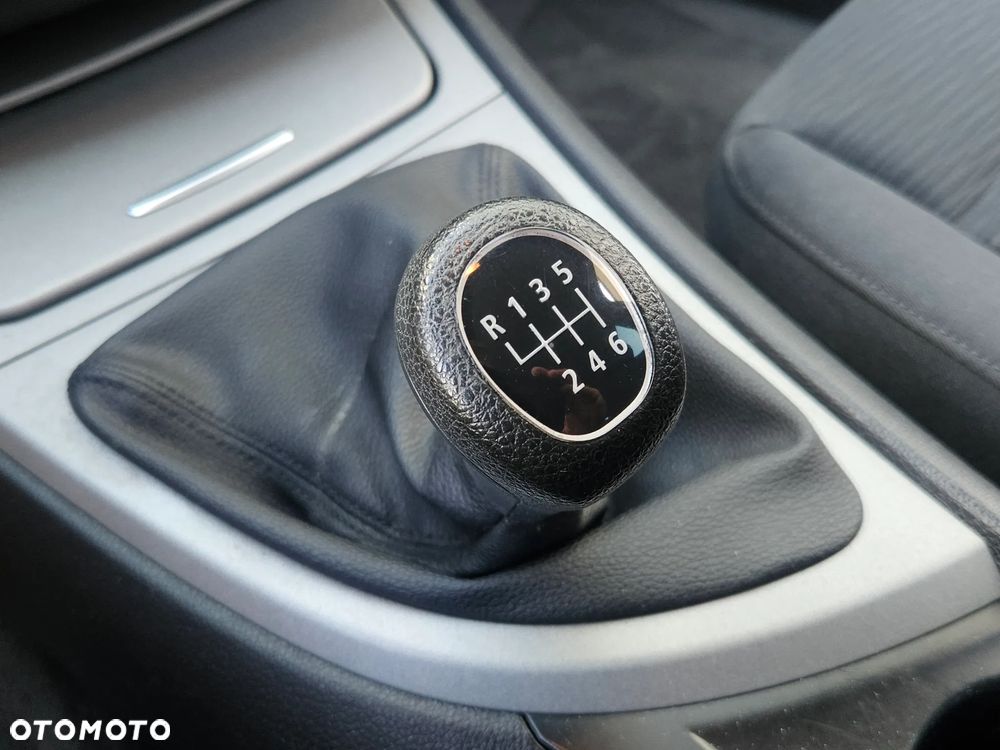 BMW Seria 1 - 36
