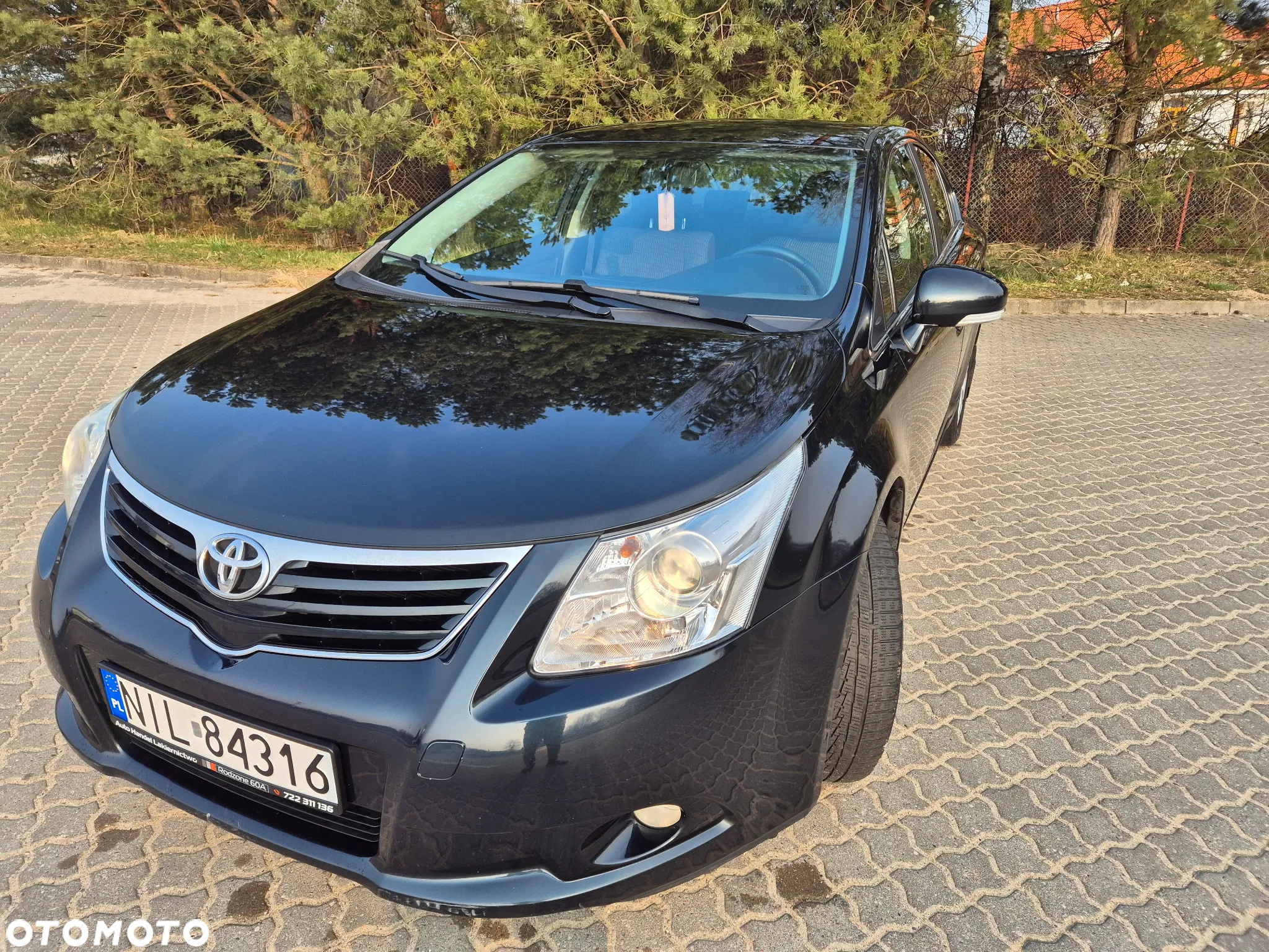 Toyota Avensis 1.8 Sol plus NAVI - 3