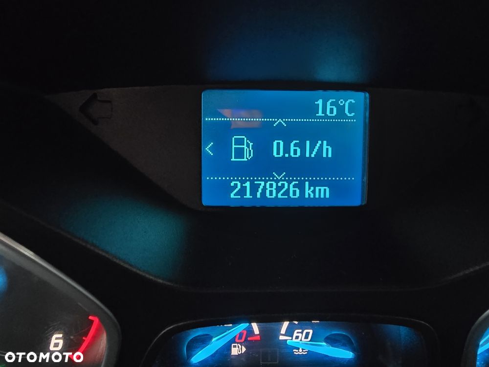 Ford Kuga - 6