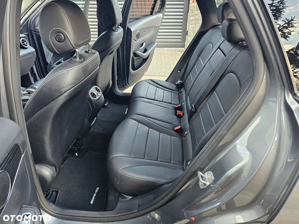 Mercedes-Benz GLC - 13