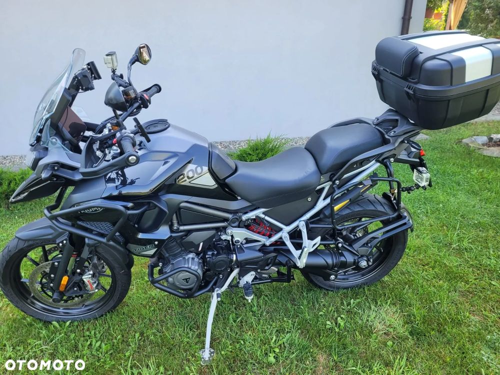 Triumph Tiger - 8