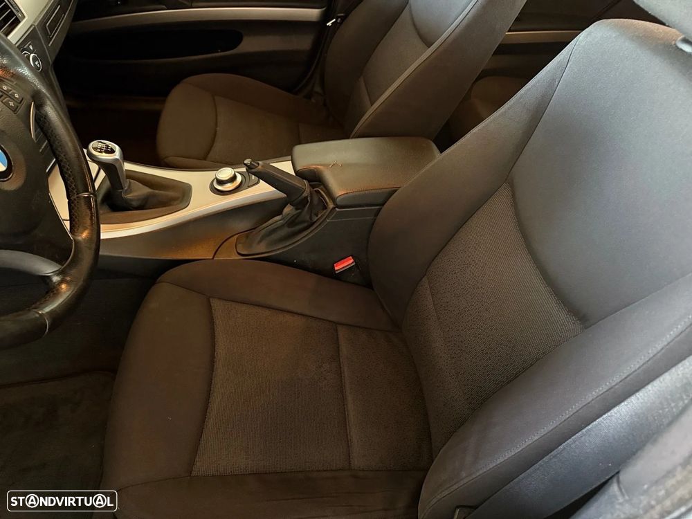 BMW 318 d Touring Navigation - 11