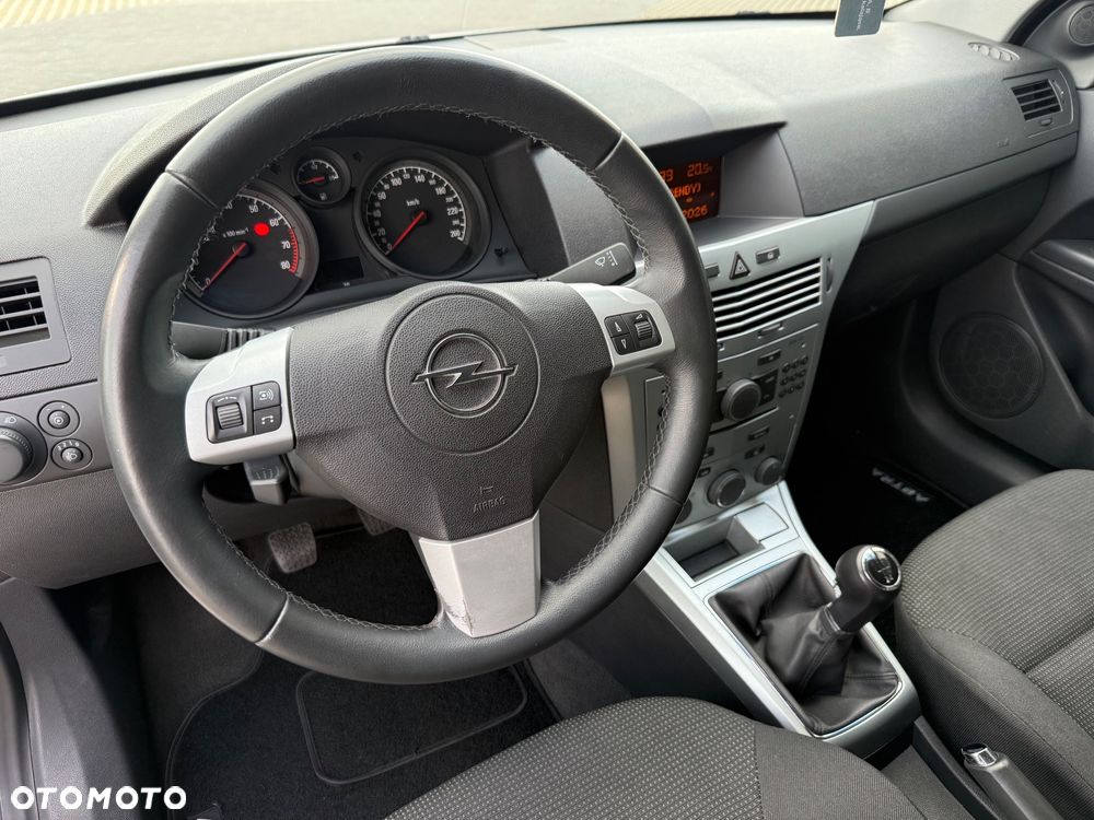 Opel Astra 1.4 - 12