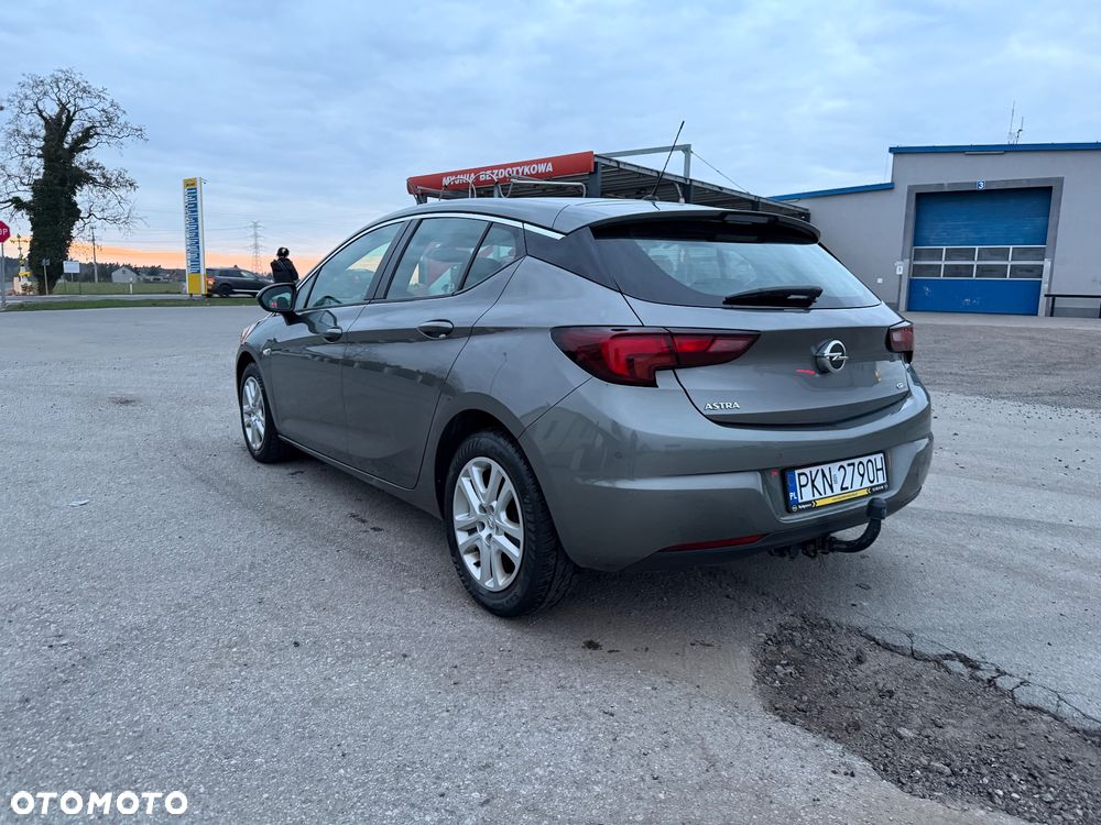 Opel Astra - 32
