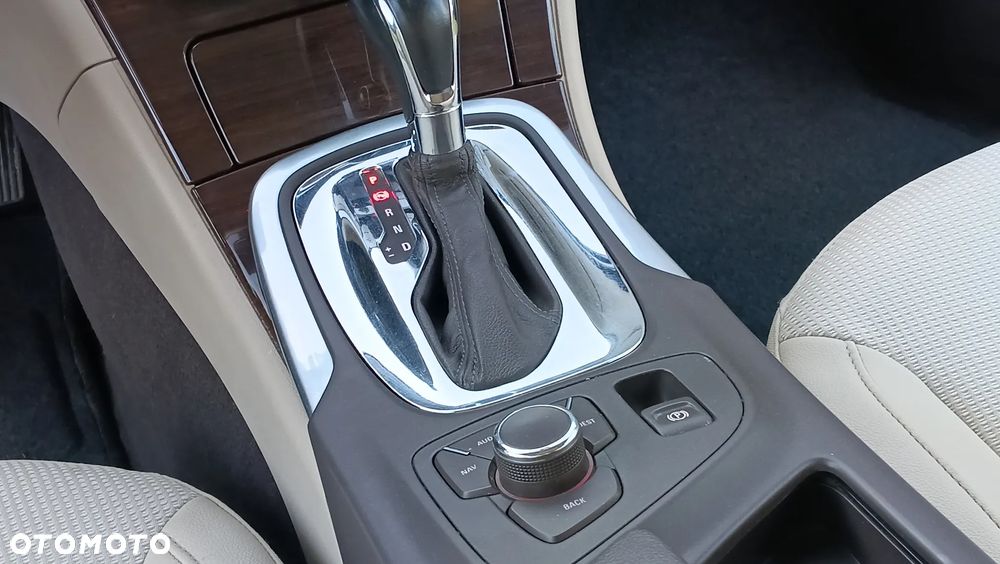 Opel Insignia 2.0 CDTI Edition - 8
