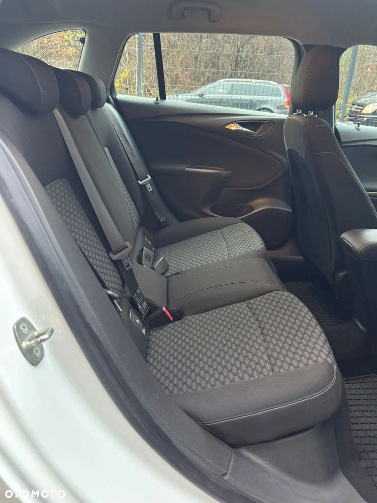 Opel Astra 1.4 Turbo Edition - 15