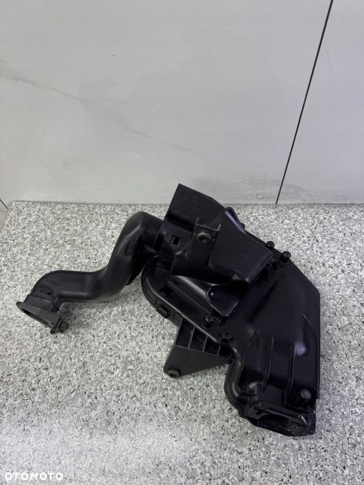 obudowa komputera volvo v40 ii 2012-2018r 31338662 - 4