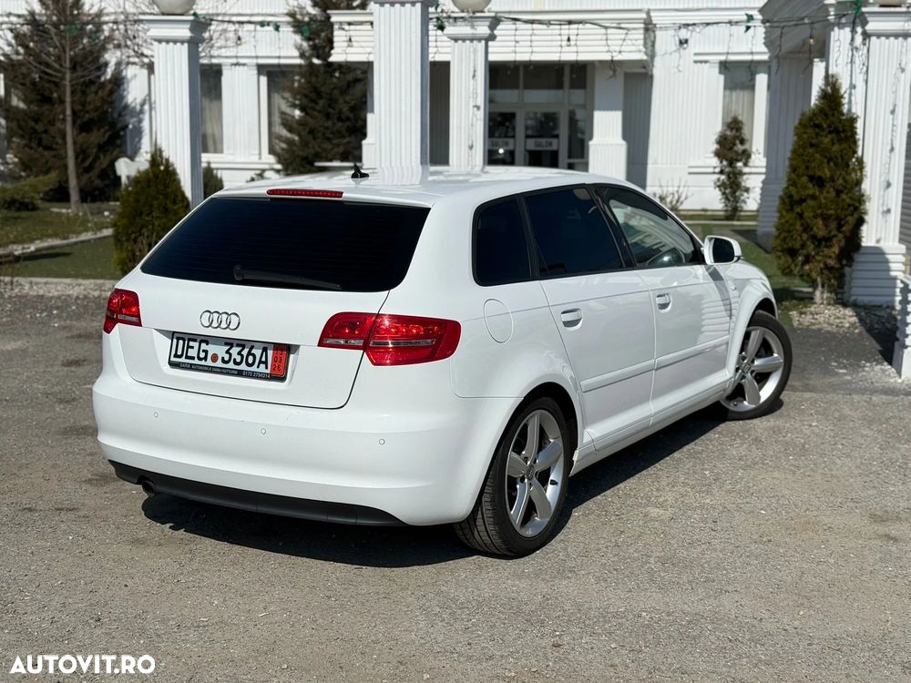 Audi A3 2.0 TDI ack DPF S line Sportpaket - 4