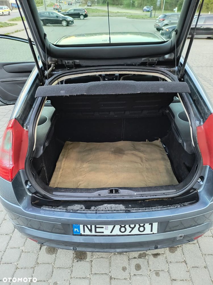 Citroën C4 1.6 16V X - 13