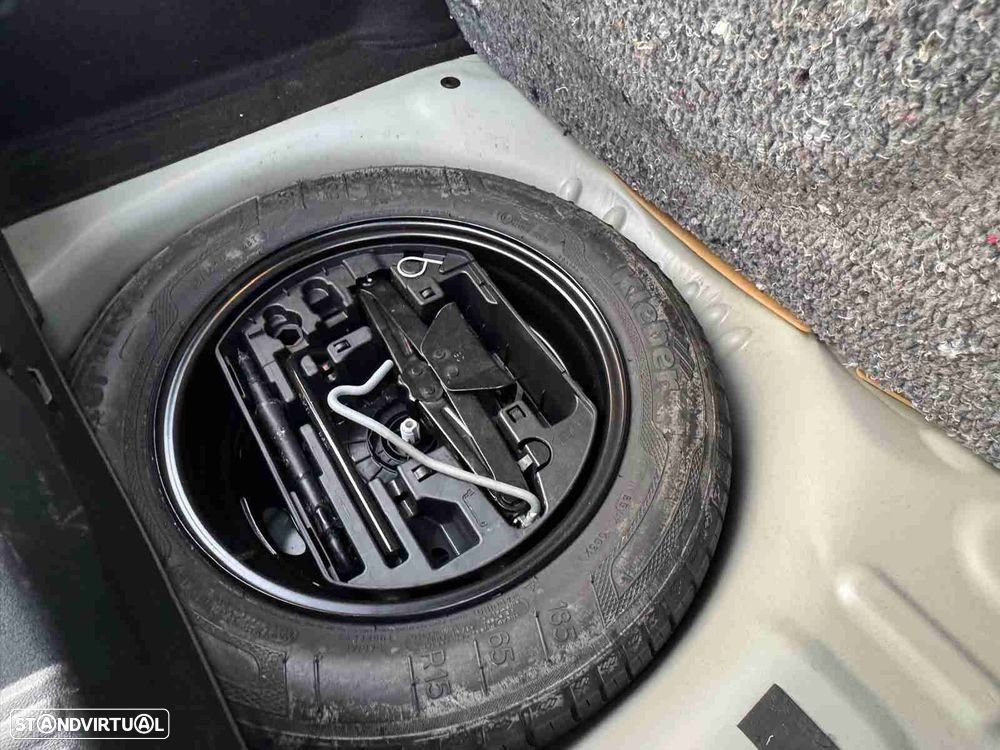 Citroën C3 1.2 PureTech Feel - 19