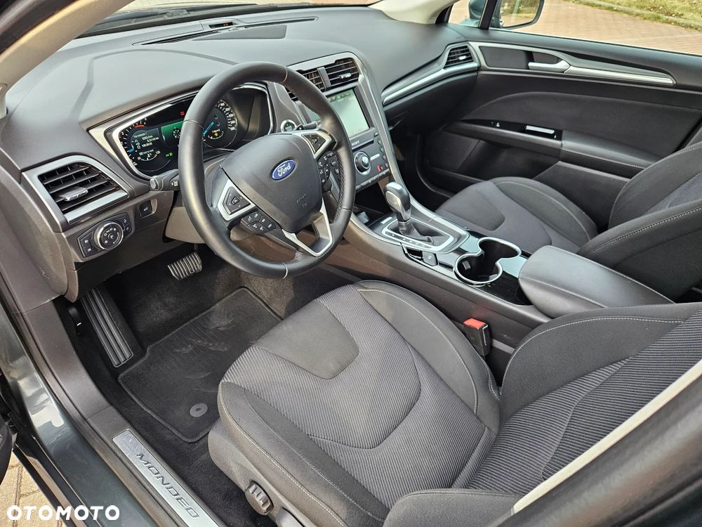 Ford Mondeo 2.0 TDCi Bi-Turbo PowerShift-Aut Titanium - 9