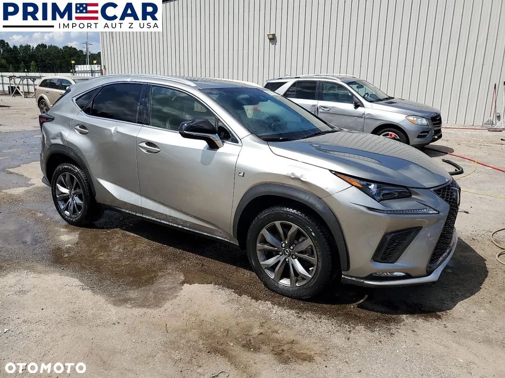 Lexus NX 300 - 4