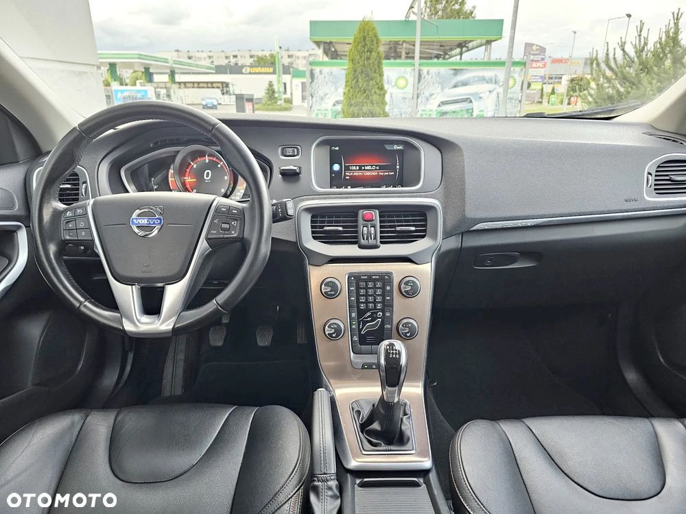 Volvo V40 Cross Country D2 Summum - 18