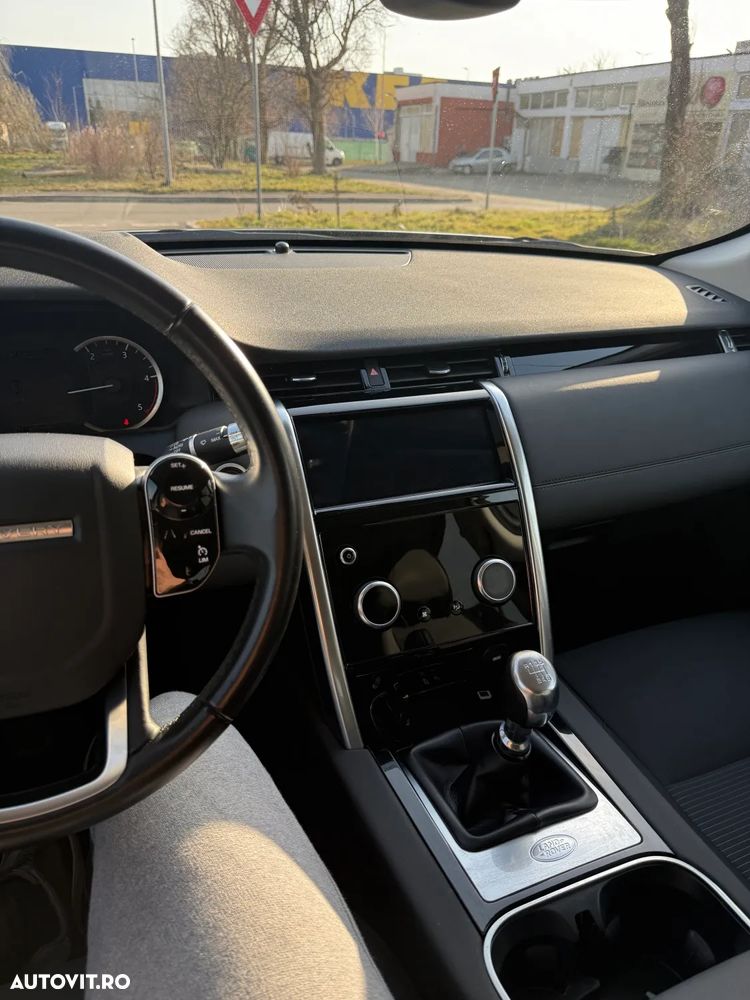 Land Rover Discovery Sport - 18