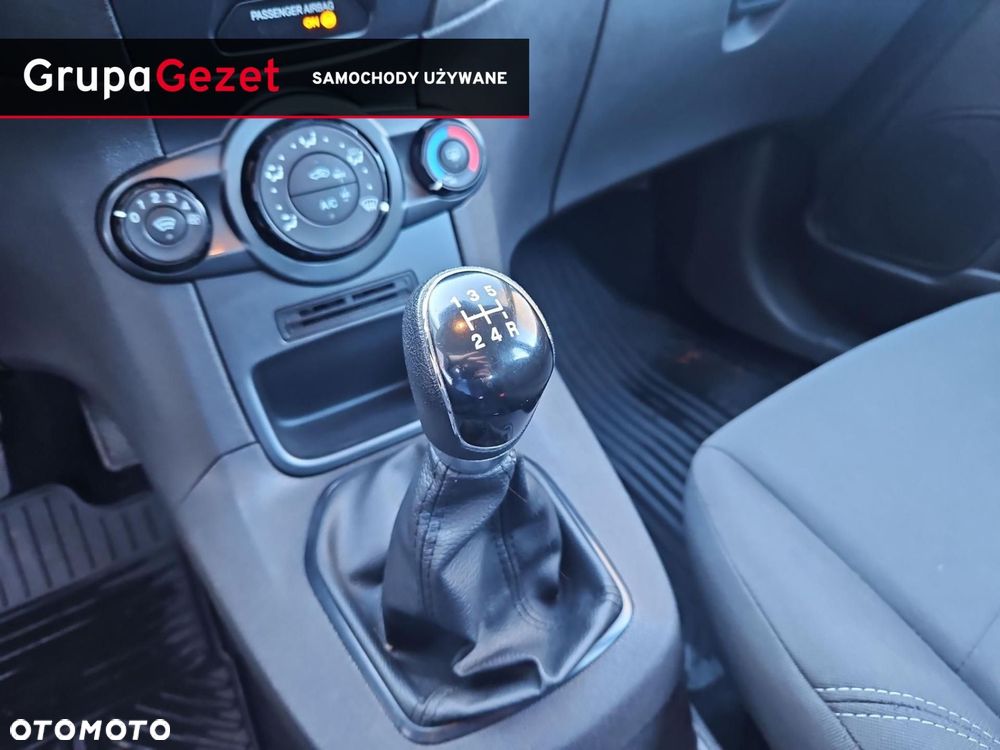Ford Fiesta - 15