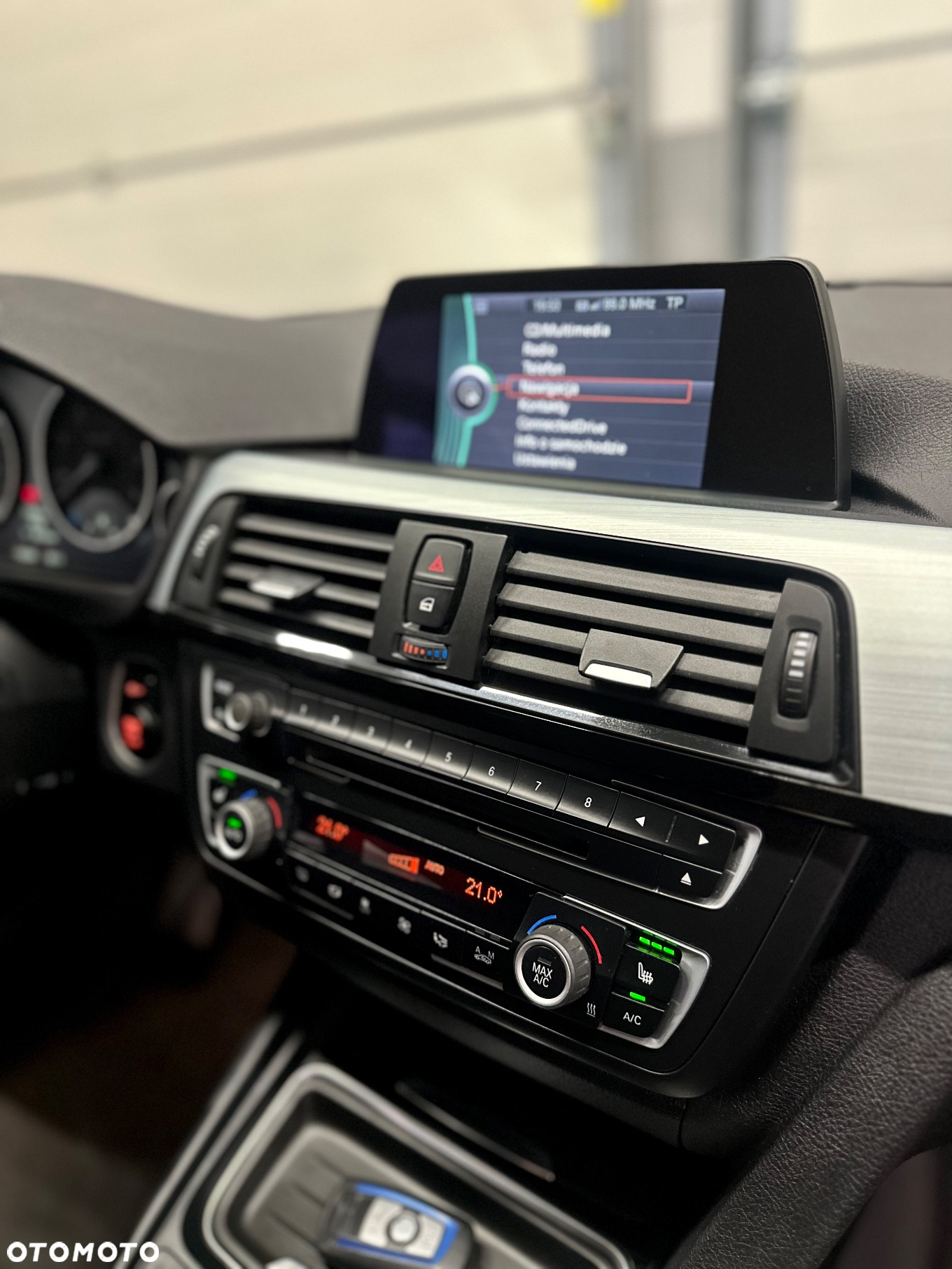 BMW Seria 3 318d M Sport EU6 - 16