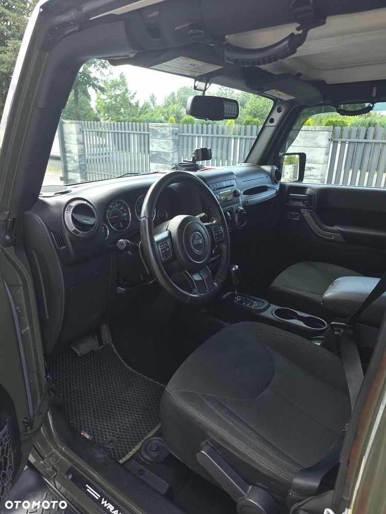 Jeep Wrangler 3.6 Unlim 75th Anniv - 12