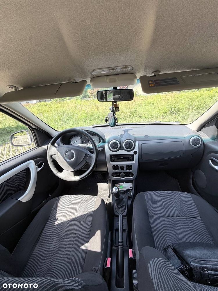 Dacia Logan 1.5 dCi Laureate BL2 - 17