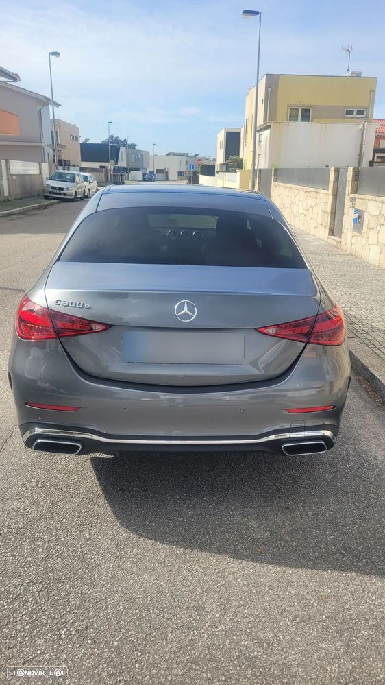 Mercedes-Benz C 300 e AMG Line - 4