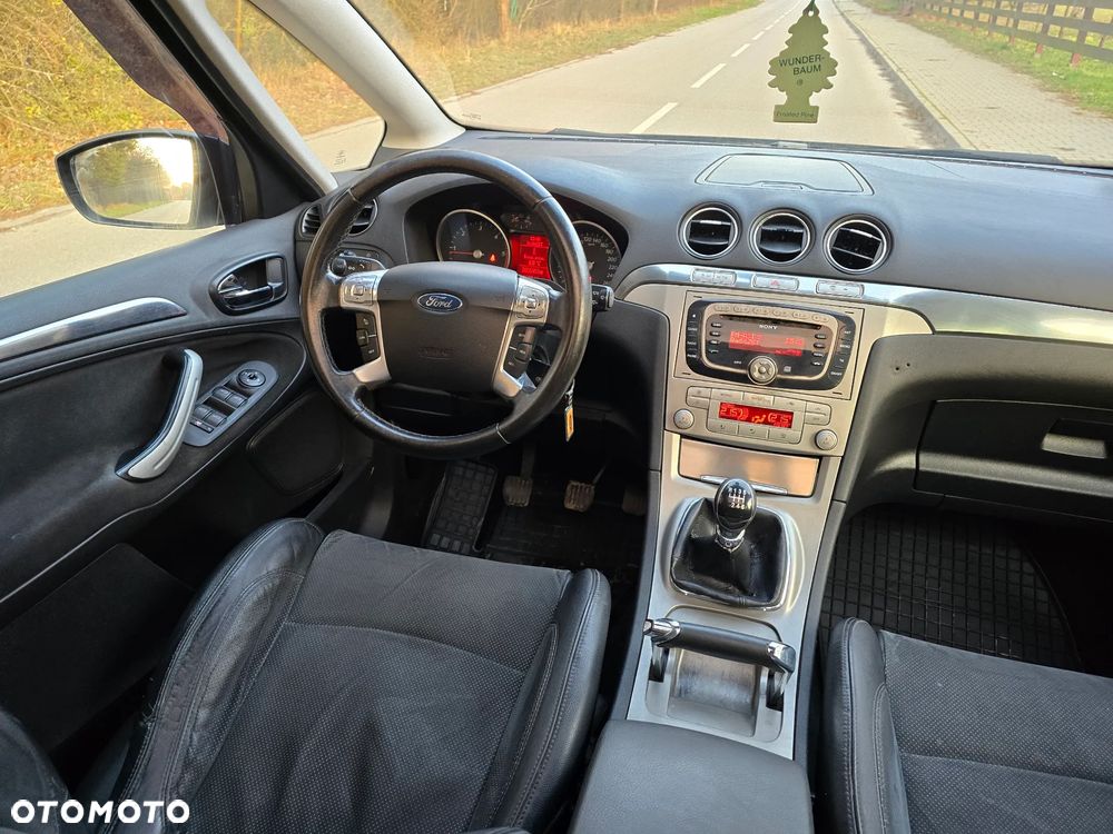 Ford S-Max 2.0 TDCi DPF Titanium - 26