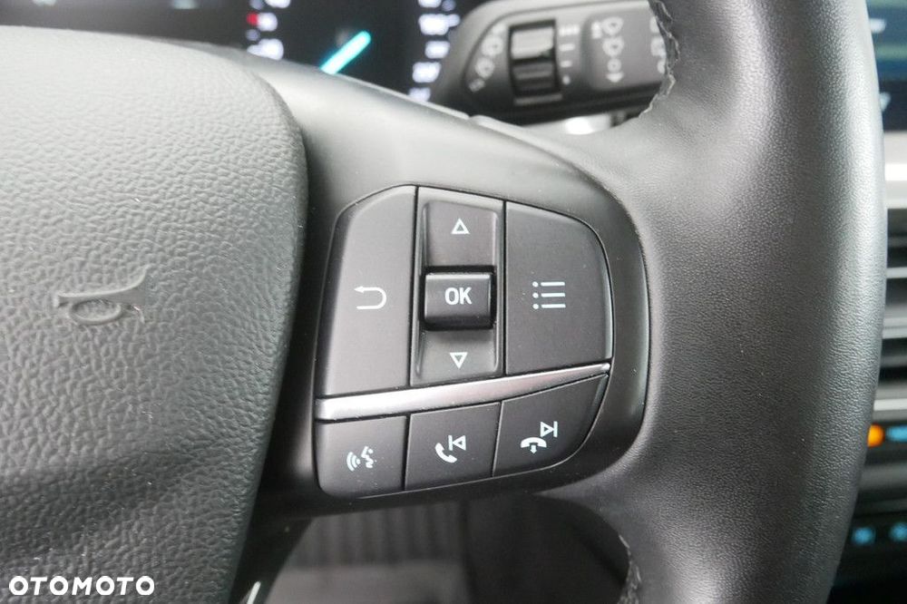 Ford Focus 1.0 EcoBoost Titanium - 25
