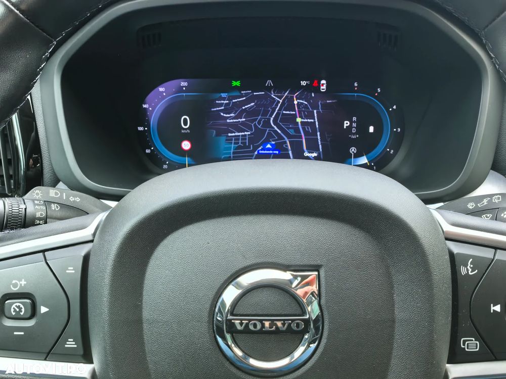 Volvo XC 60 B4 D Geartronic Momentum Pro - 17